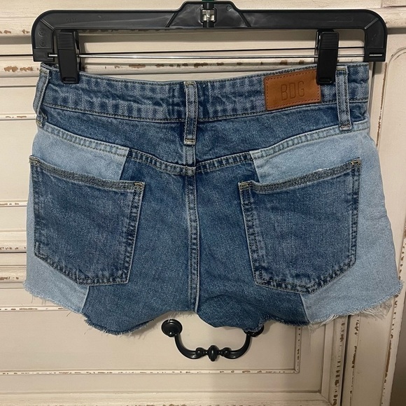Bdg Urban Outfitters colorblock shorts - Picture 4 of 7